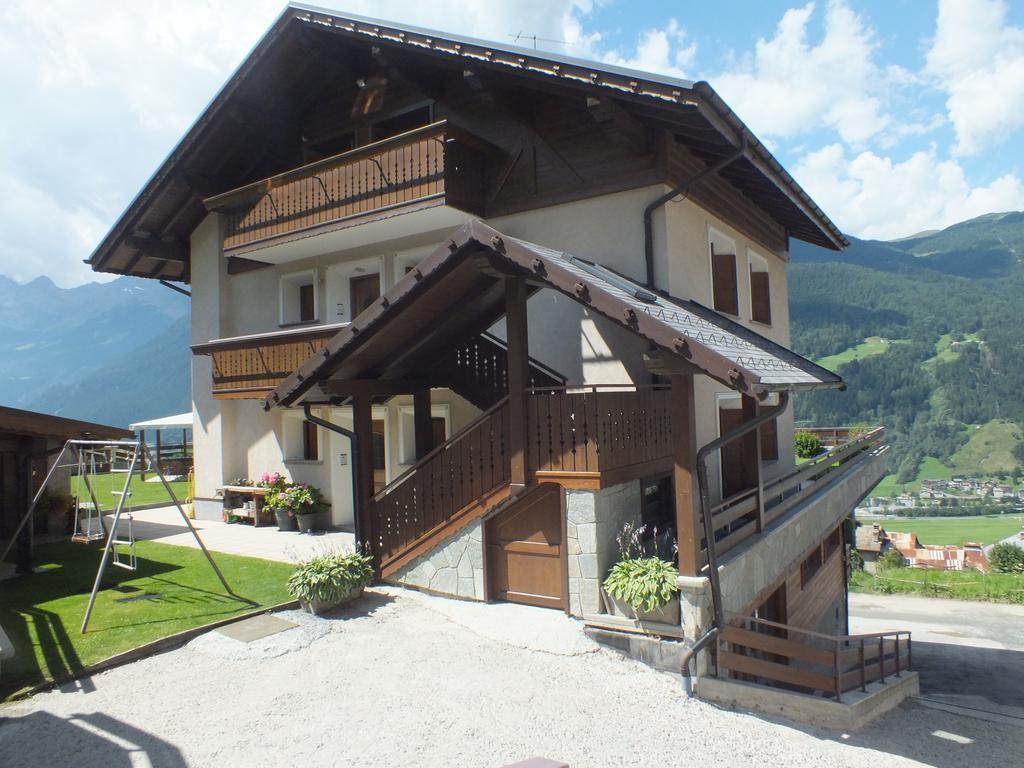 Best House Snc Di Elisa Baroni E Beatrice Dei Cas Bormio Luaran gambar